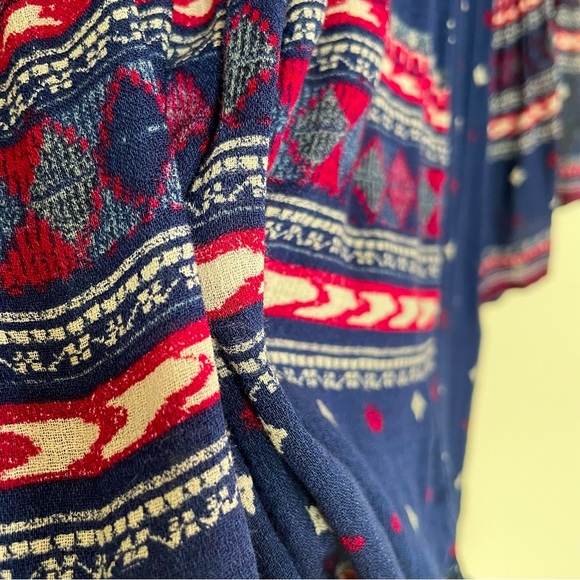 Lucky Brand Navy & Red Bell Sleeve Boho Peasant Blouse Size L - Picture 7 of 11